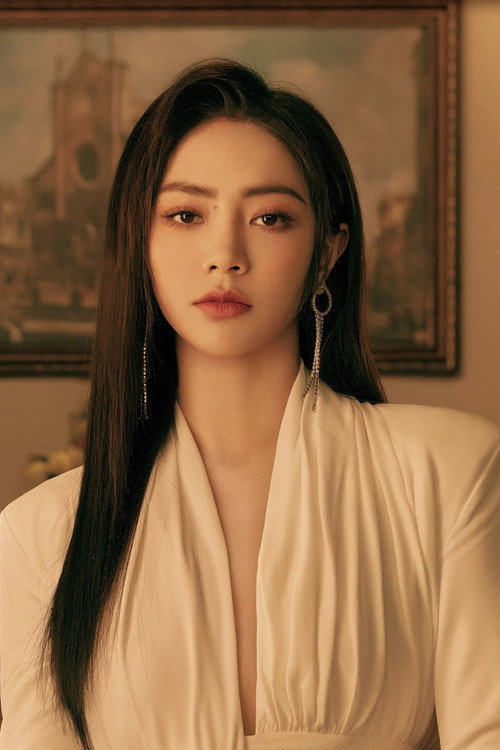 Shaking Chloe profile