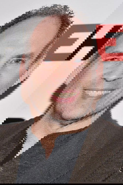 Daniel Oreskes profile