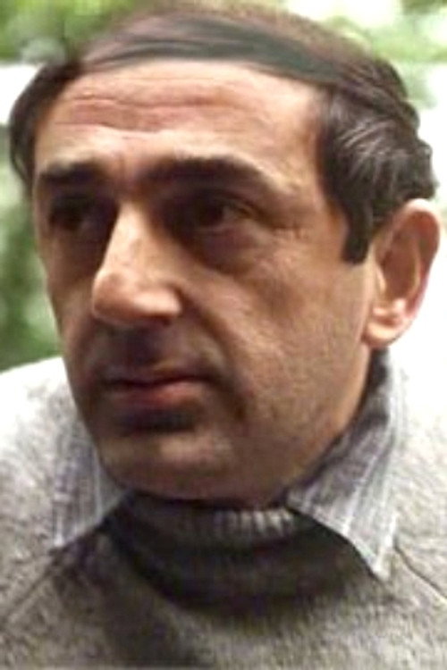 Photo of Alan Chuntz, Acting