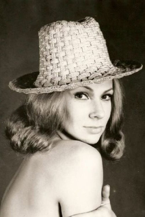 Photo of Ellen Bahl, Acting