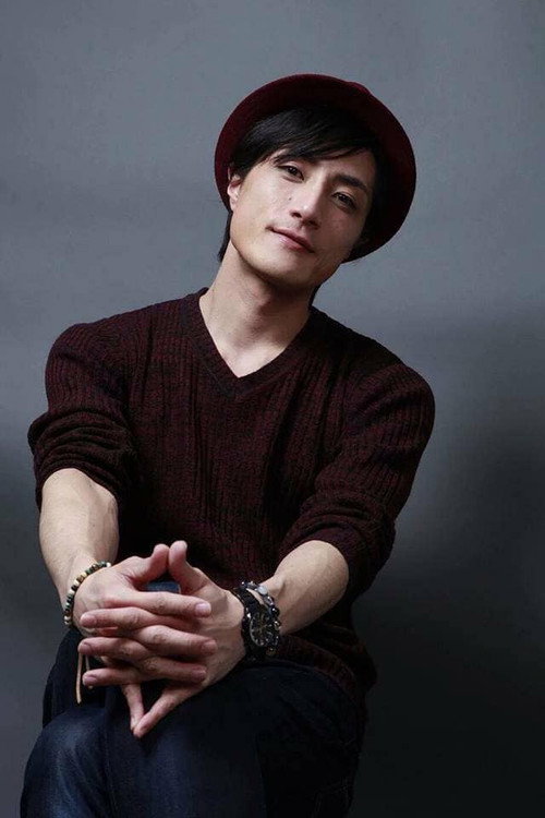 Takamitsu Fukuchi profile