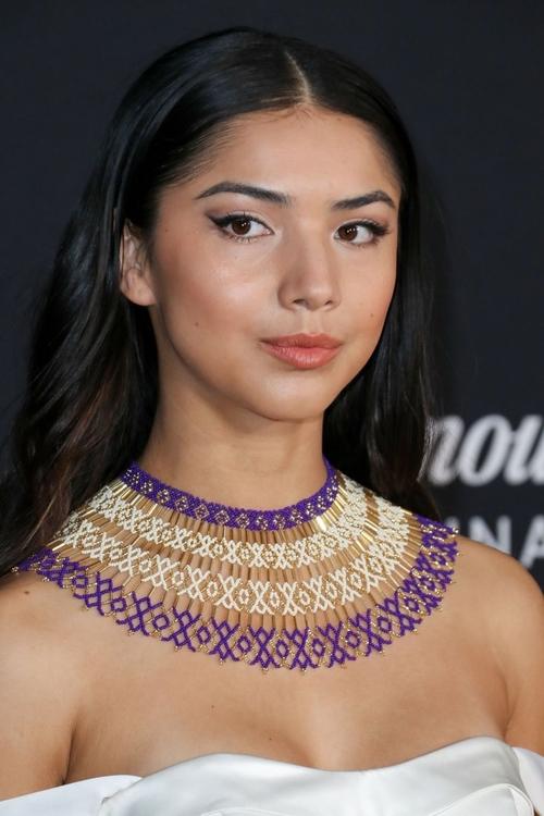 Leenah Robinson profile