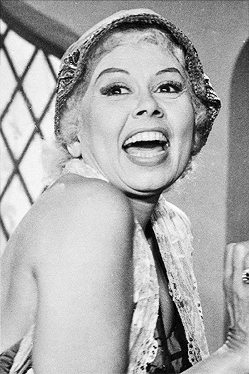 Dercy Gonçalves profile