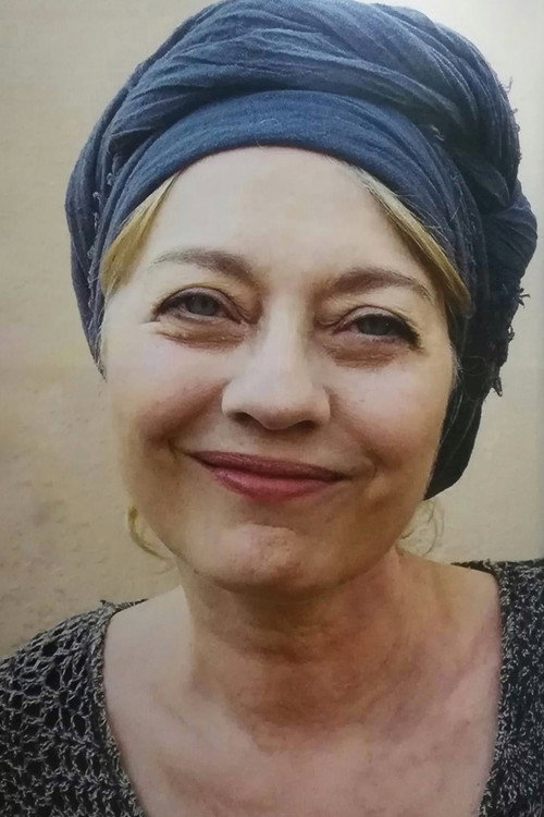 Luzia Paramés profile