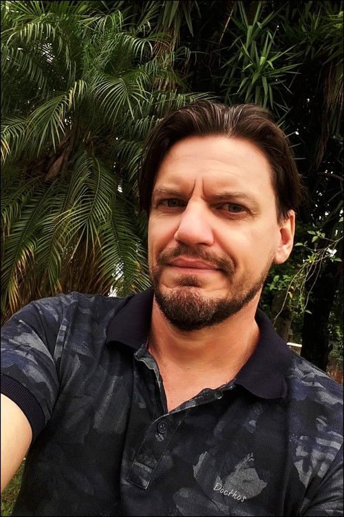 Airton Bratz profile