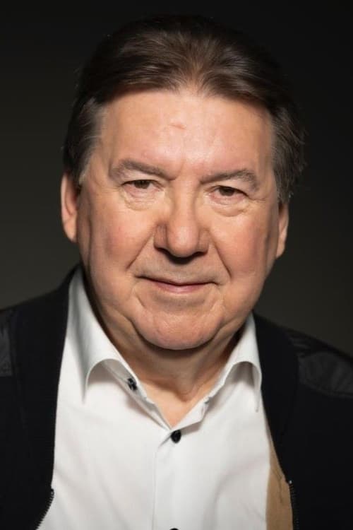 Rémy Girard profile