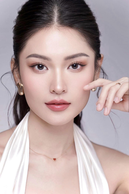Photo of Thùy Dung, Acting