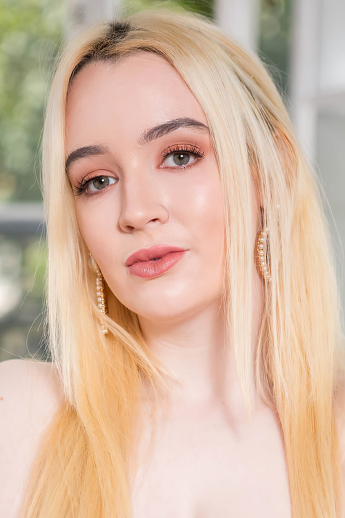 Photo of Lana Harding, Acting