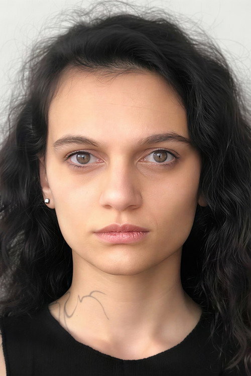 Photo of Büşra Albayrak, Acting