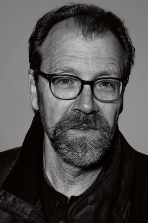 Photo of George Saunders, Writing
