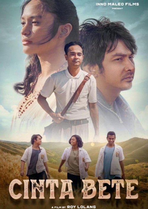 Movie poster for The Women Crowned with Crescent Moon (2021)