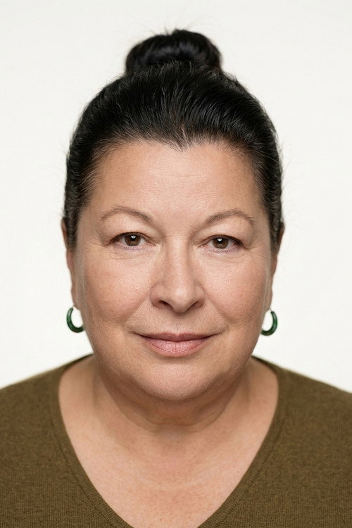 Photo of Işık Aras, Acting