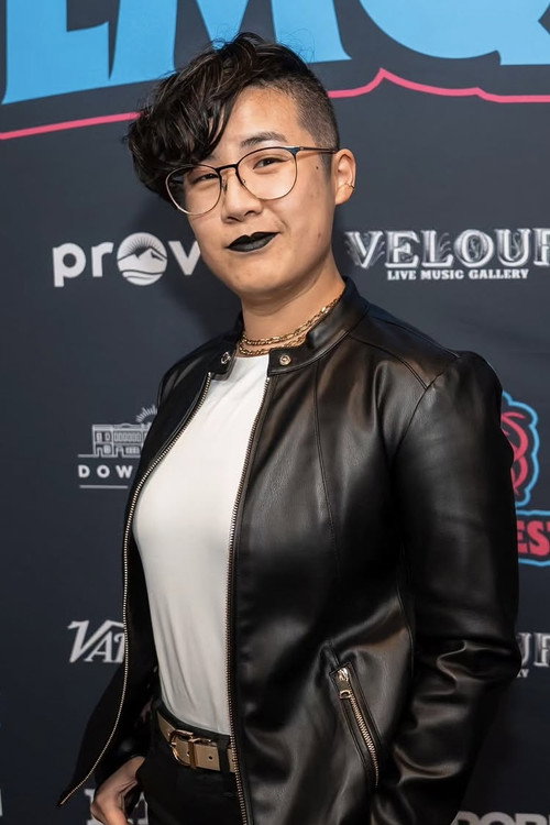 Photo of Faith Liu, Writing
