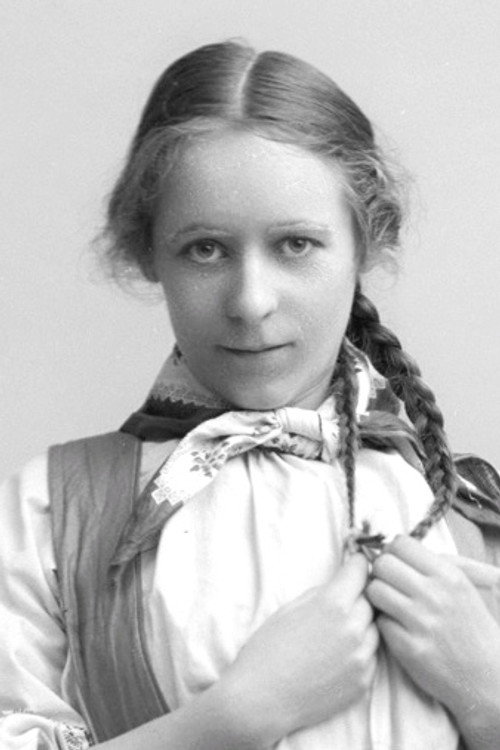 Photo of Ester Julin, Writing