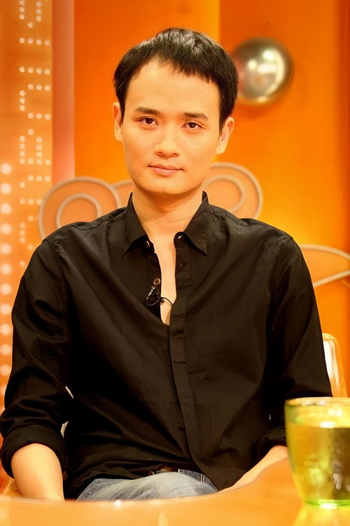 Photo of Alexi Tan, Directing