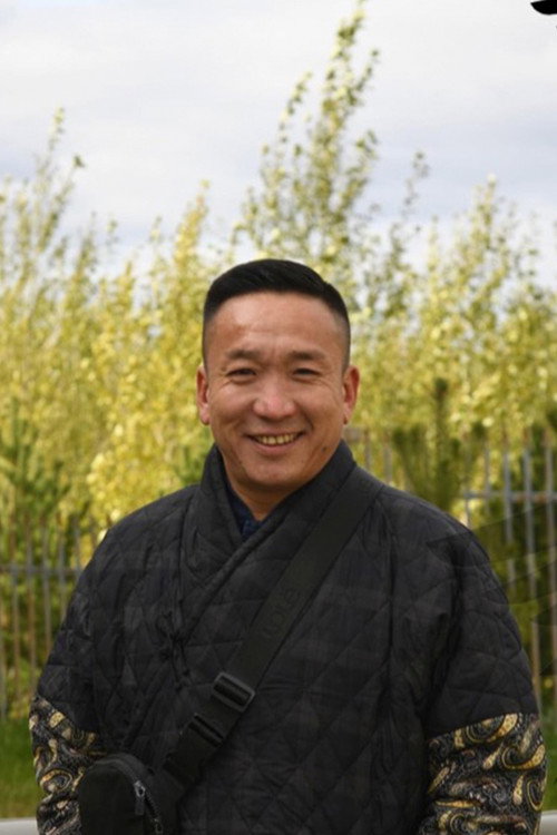 Photo of Munkh-Erdene Ulziitogoo, Acting