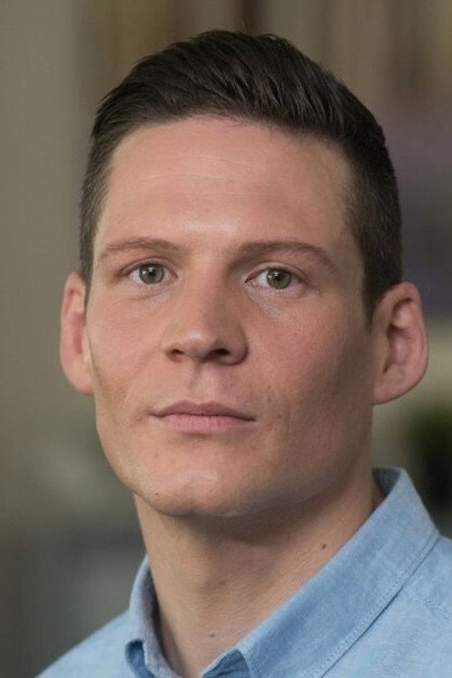 Gareth Jewell profile