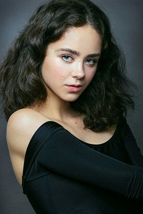 Photo of Nadia Latifi, Acting