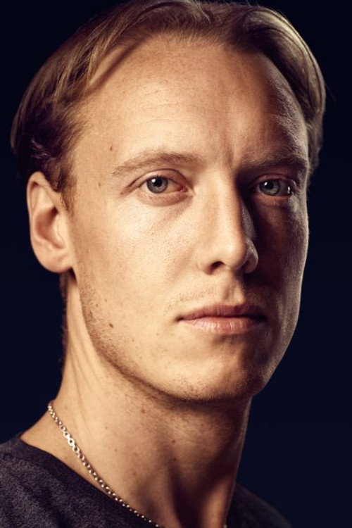 Photo of Oskar Bjarke Windfeld, Acting