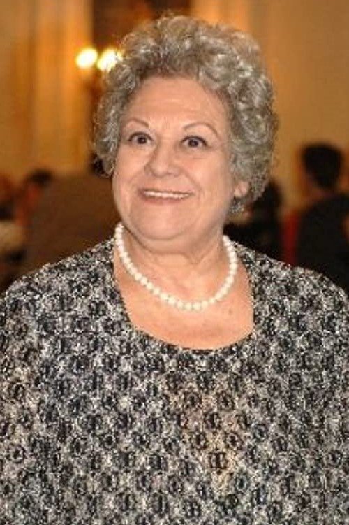 Emma Penella profile