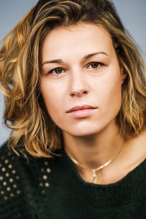 Photo of Vanessa Landry, Acting