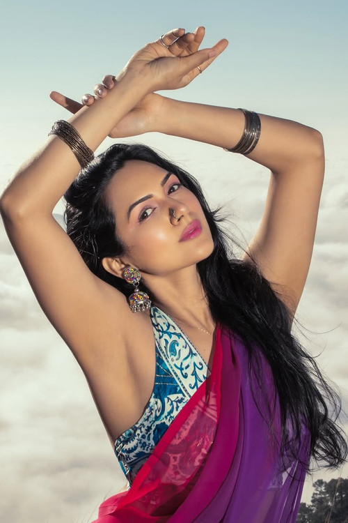 Akanksha Chamola profile