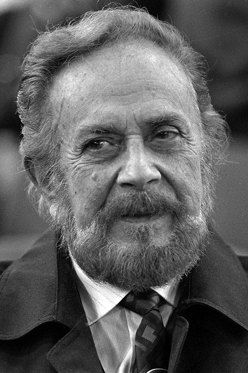 Photo of Yiannis Ritsos, Writing