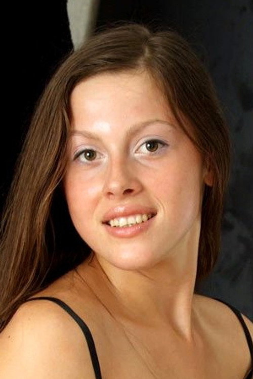 Photo of Bella Smith, Acting