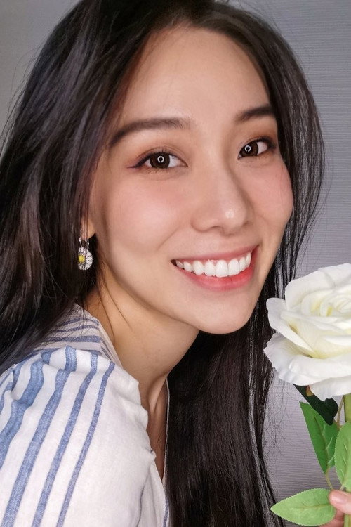 Photo of Roxanne Zhang, Acting