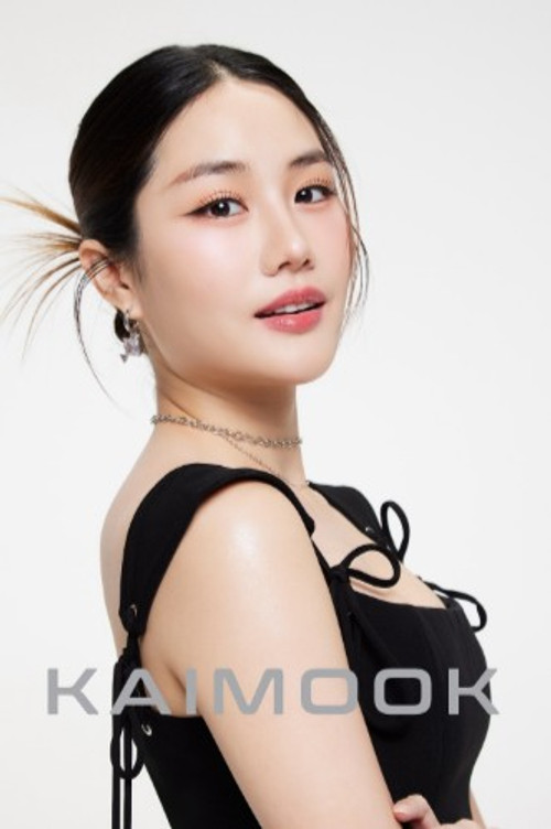 Pearlrada Ngamrungsiri profile