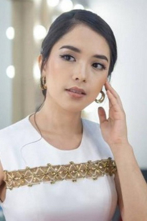 Michelle Wanda profile