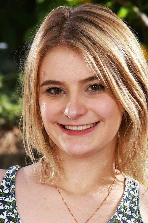 Photo of Stephanie Gwen, Acting