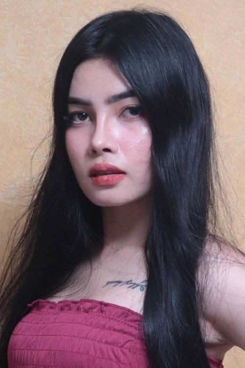 Photo of Roxy Dejano, Acting