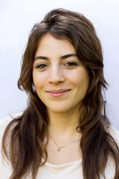 Photo of Raisa Bonnet, Writing