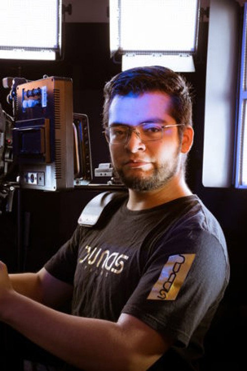 Photo of Tona Millán, Camera