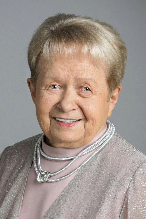 Photo of Aleksandra Pakhmutova, Sound