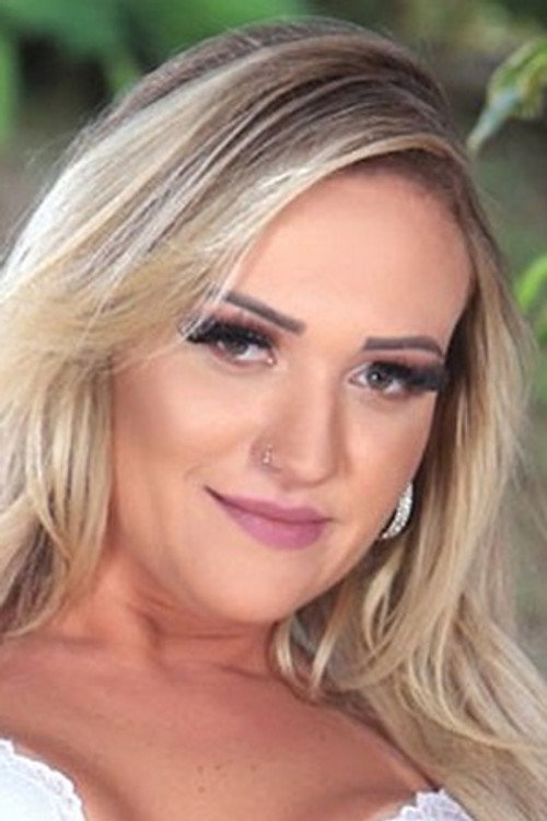 Photo of Paty Muniz, Acting
