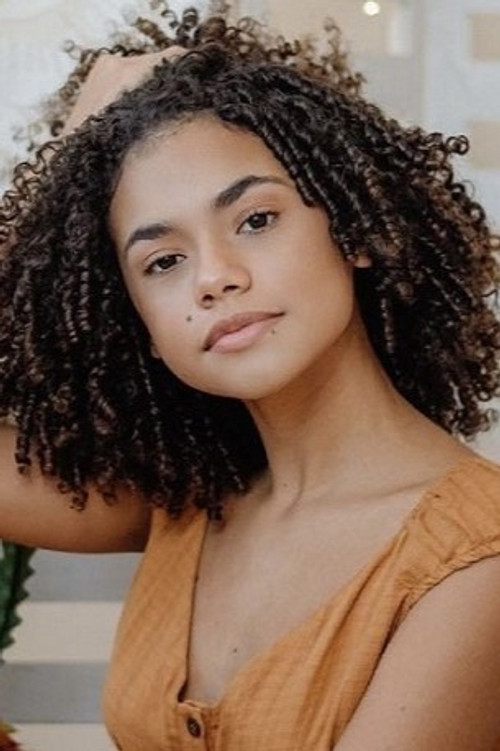 Alana Cabral profile