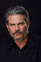 Photo of Roberto Mateos, Acting