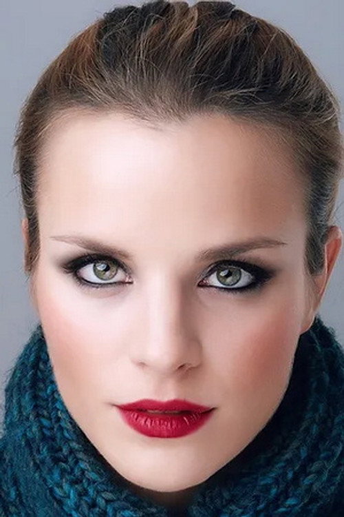 Photo of Nicole Brandolino, Acting