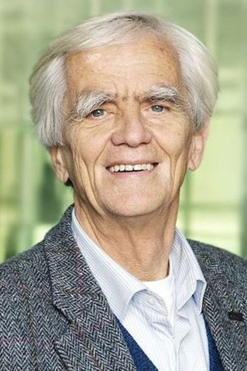 Photo of Hans-Christian Ströbele, Acting