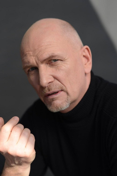 Photo of Igor Kujawski, Acting