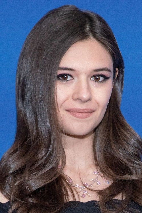 Nicole Maines profile