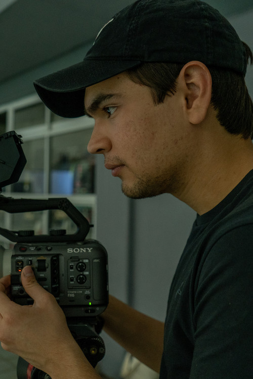 Photo of Jonathan Álvarez Peña, Camera