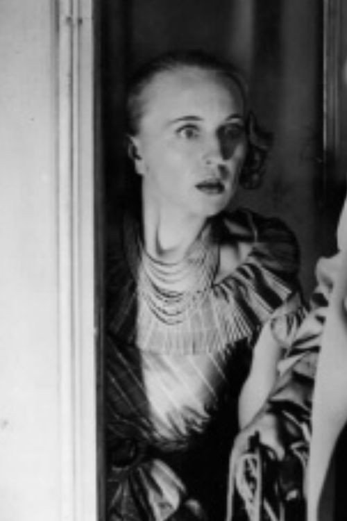 Photo of Liesje van Santen, Acting