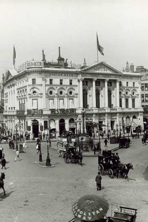 Movie poster for On a Runaway Motor-Car Through Piccadilly Circus (1899)