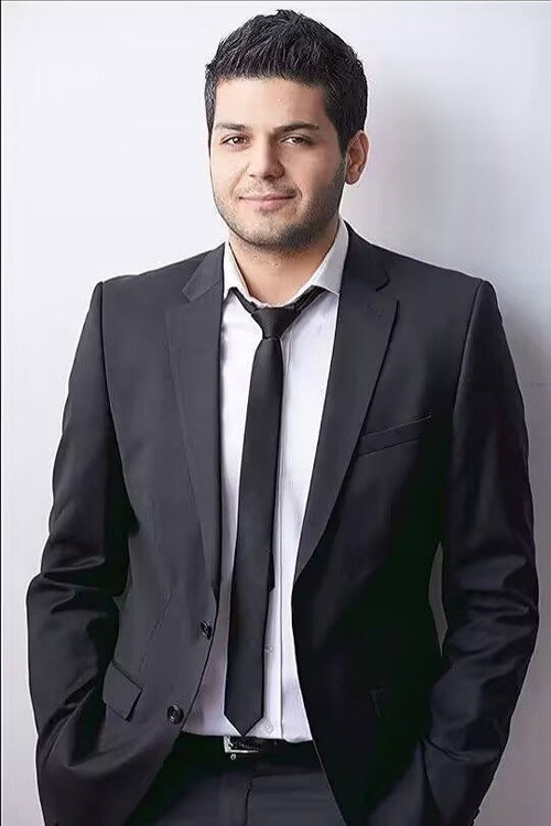 Photo of Ezra Sholeh, Acting