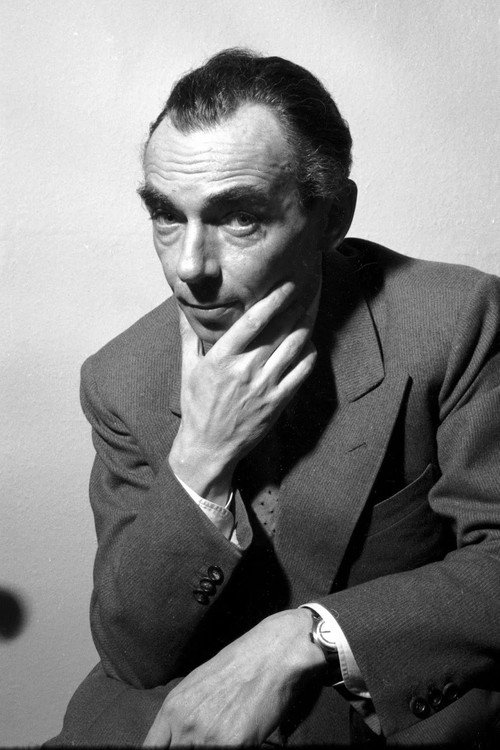 Photo of Erich Kästner, Writing