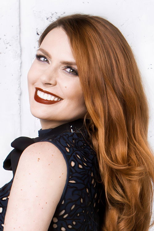 Élodie Frégé profile