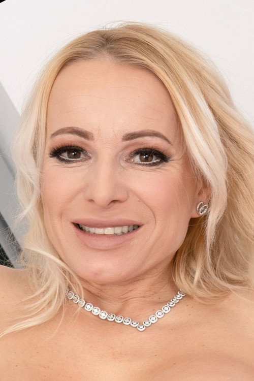 Photo of Tara Spades, Acting